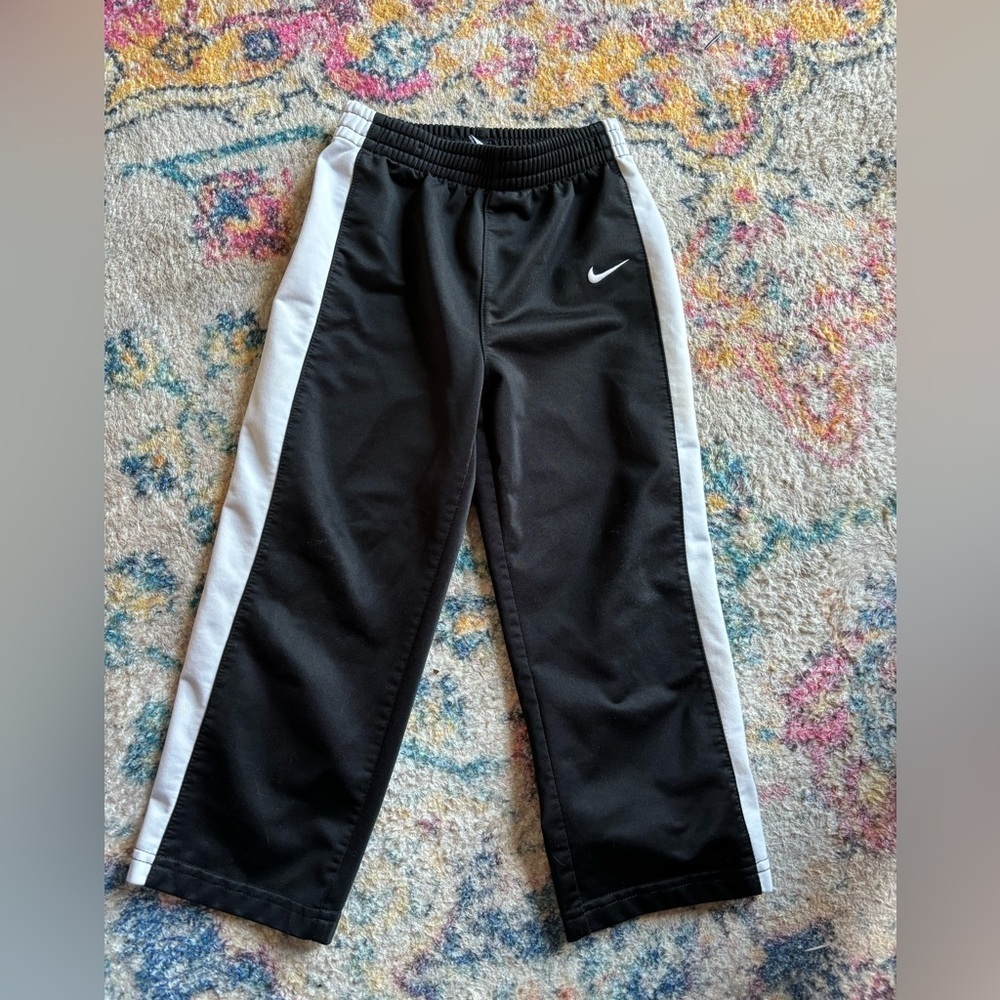Nike Kids Black and White Pants Size 3T